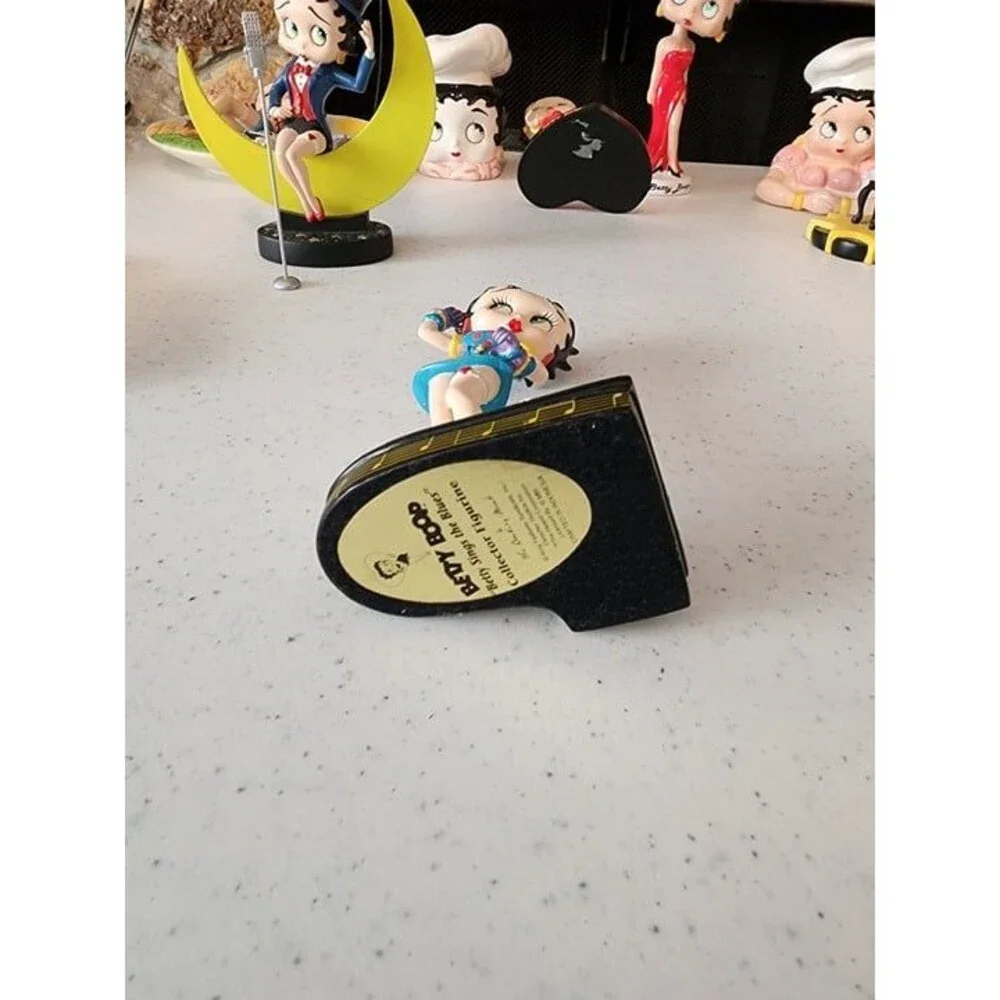 Betty Boop & Pudgy Danbury Mint Statue Figurine 7